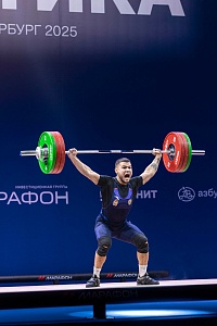 «Спорт у нас в семье - это закон»